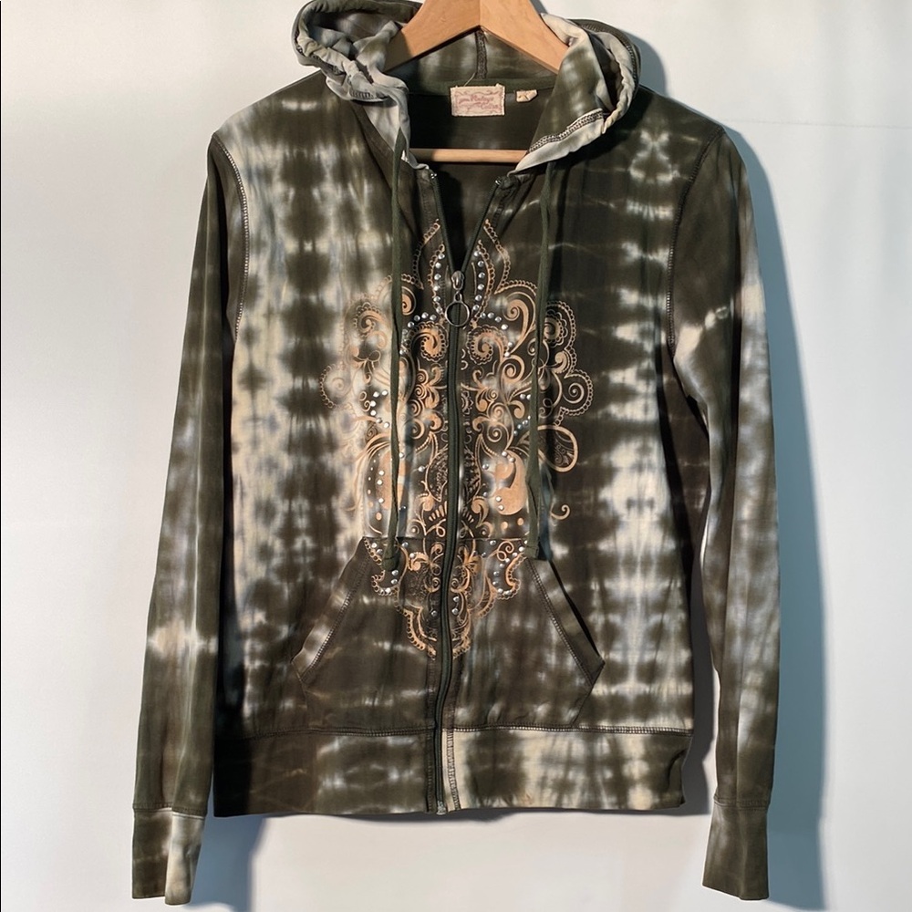 White and Army Green Hoodie with Metal Studs.